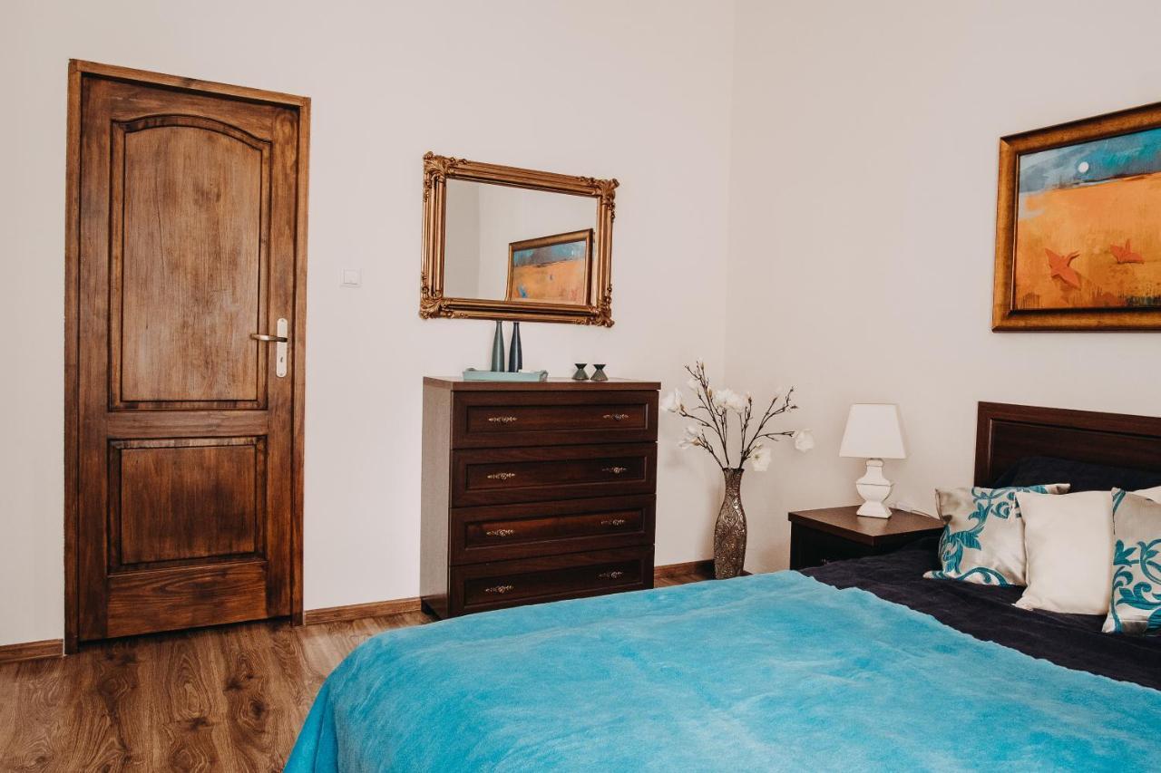 Apartament Slowackiego 22 Przemysl Ngoại thất bức ảnh